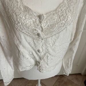 Elegant White Lace Women's Top
